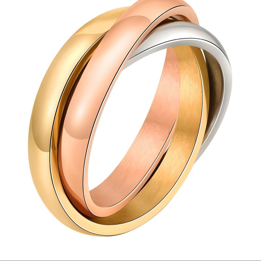 Tri-Color Interlocking Ring